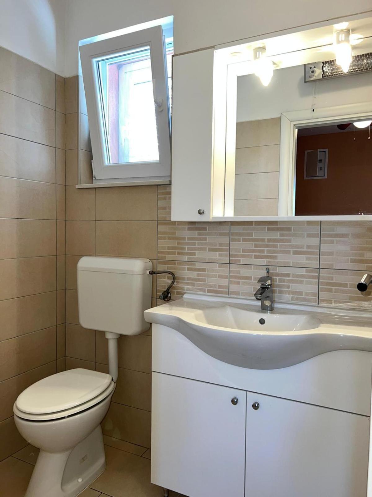 Frakic Apartament *