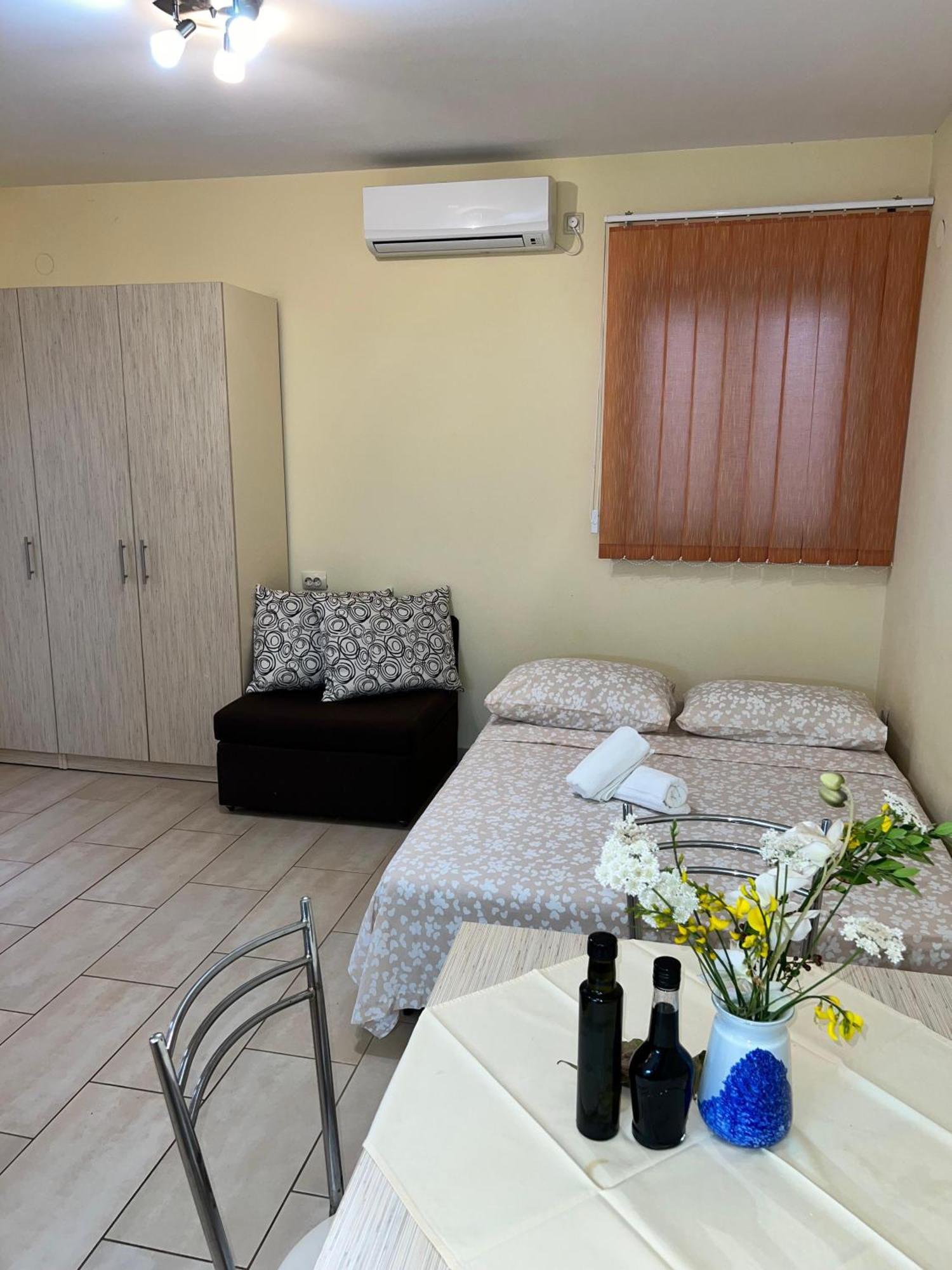 Frakic Apartament Veli Rat